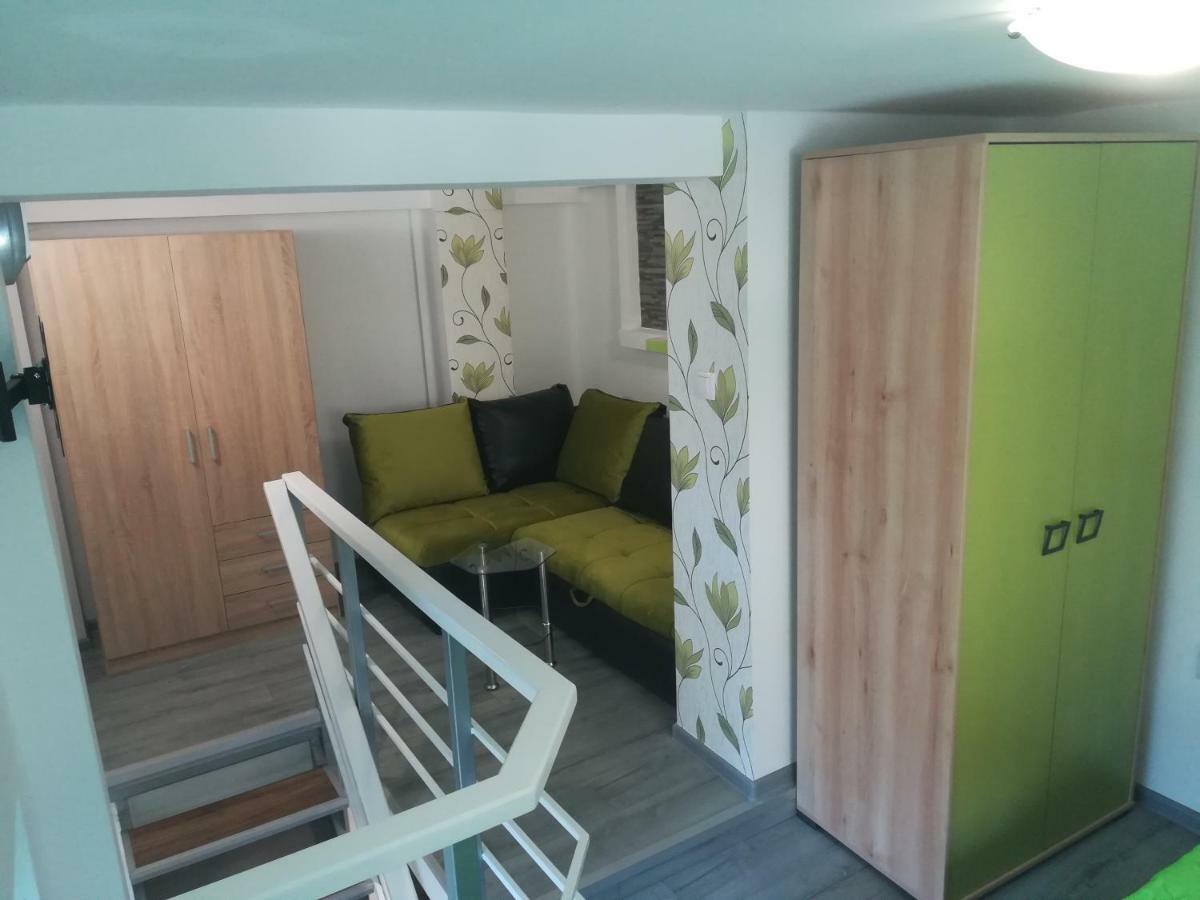 Classy And Cozy - Parking - 3 Beds - Near Center Novi Sad Exterior photo